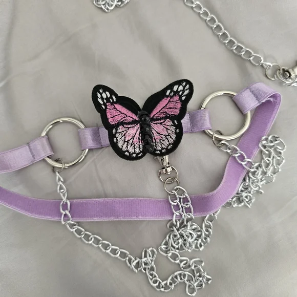 iHeartRaves Purple Butterfly Chain Leg Strap - Picture 2 of 3